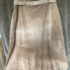 Reba Mcentire  Tan Leather Skirt.